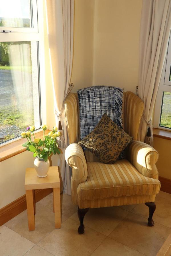 Room With A View Mullinavat Bagian luar foto