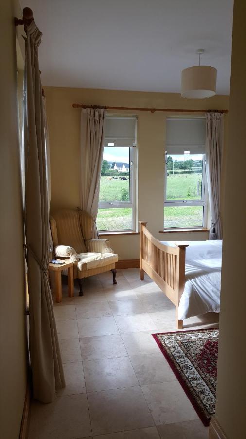 Room With A View Mullinavat Bagian luar foto